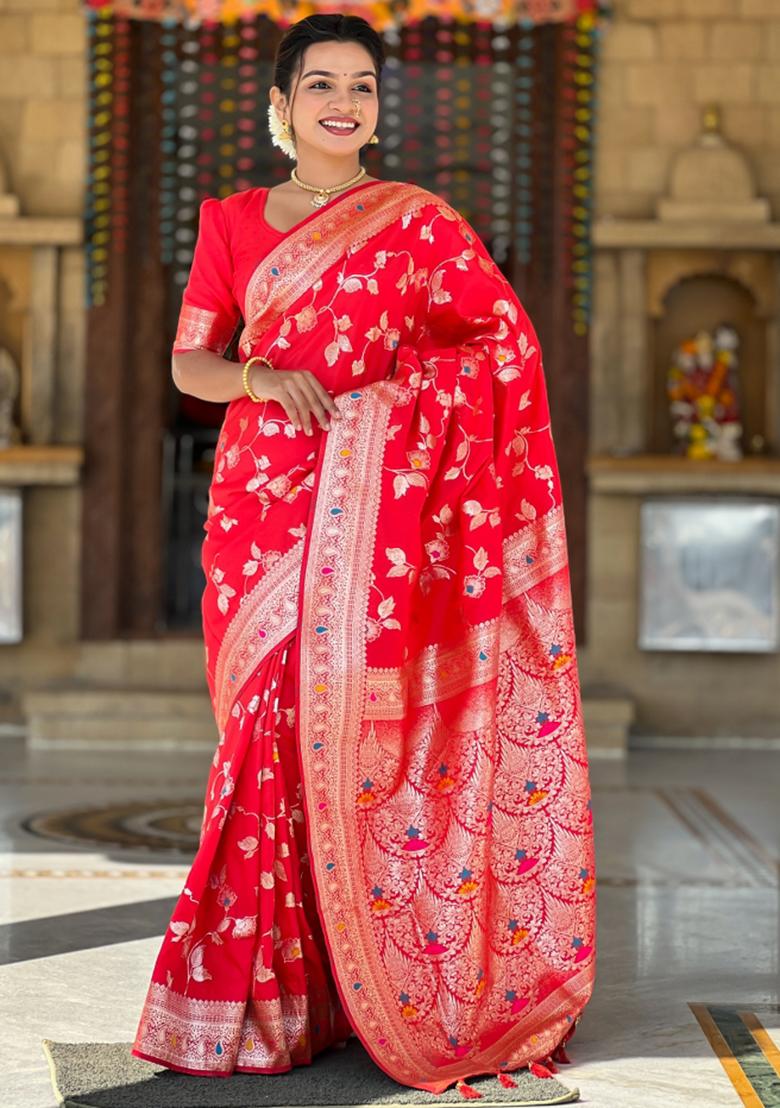Red Weaving Silk Saree Set