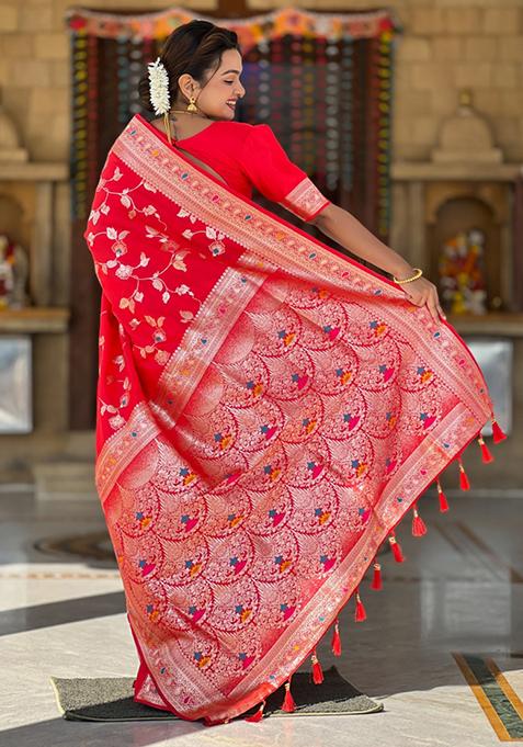 Red Weaving Silk Saree Set