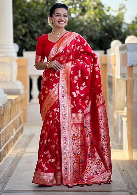 Red Weaving Silk Saree Set