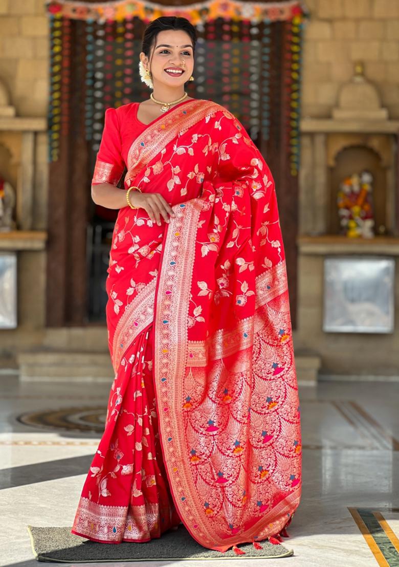 Red Weaving Silk Saree Set