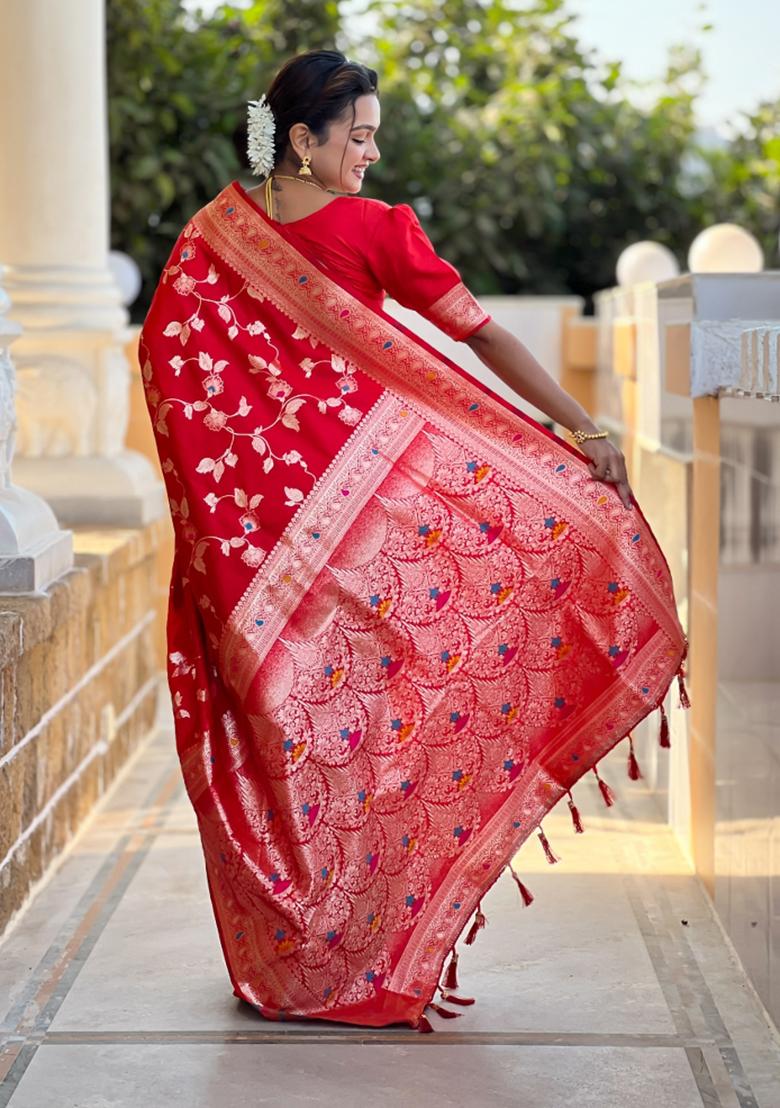 Red Weaving Silk Saree Set