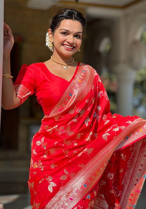 Red Weaving Silk Saree Set