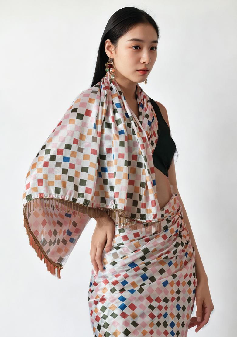 Off White Digital Print Chinon Pre Stitched Saree Set