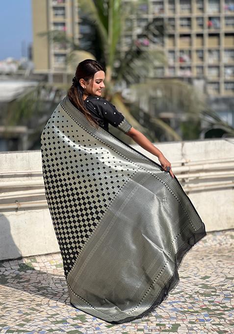 Black Zari Work Banarasi Silk Saree Set