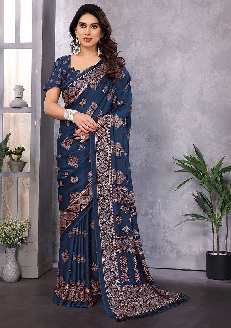 Teal Green Embellished Chiffon Saree Set - Indya
