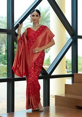 Red Zari Crepe Saree Set
