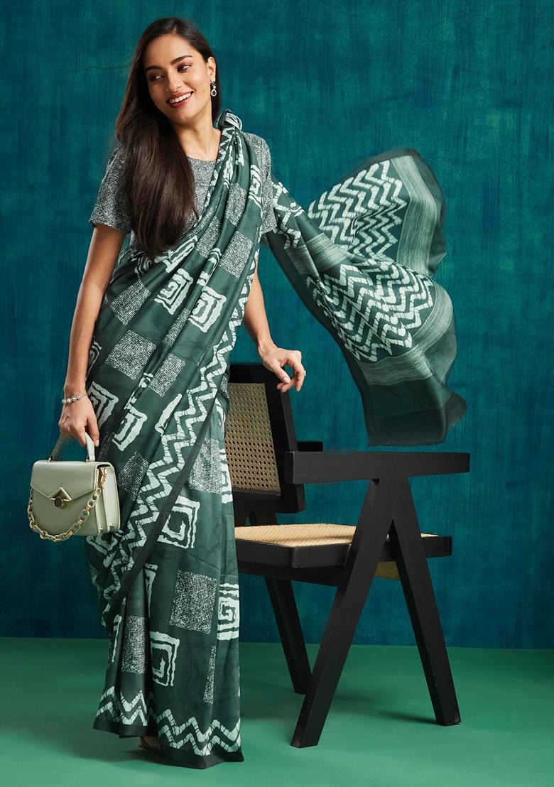 Green Geomatric Print Cotton Saree Set