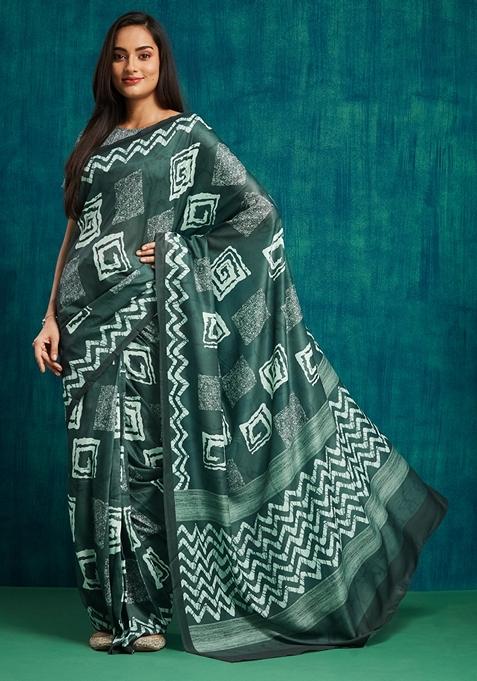 Green Geomatric Print Cotton Saree Set