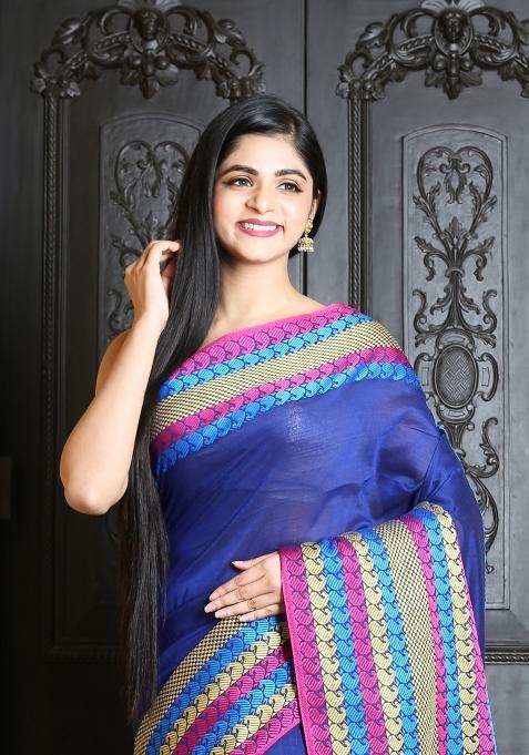 Blue Solid Cotton Blend Saree Set