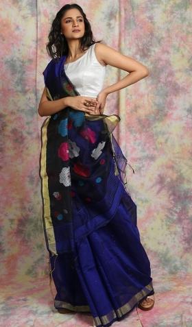 Blue Solid Cotton Blend Saree Set