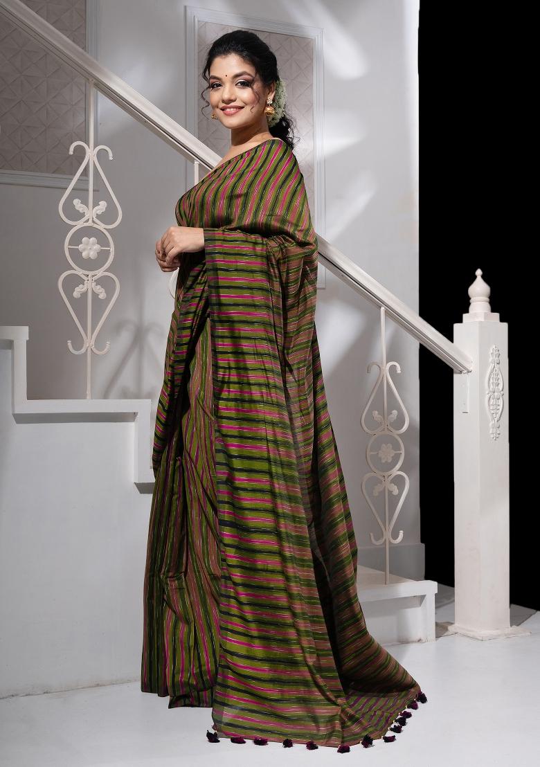 Green Solid Cotton Blend Saree Set