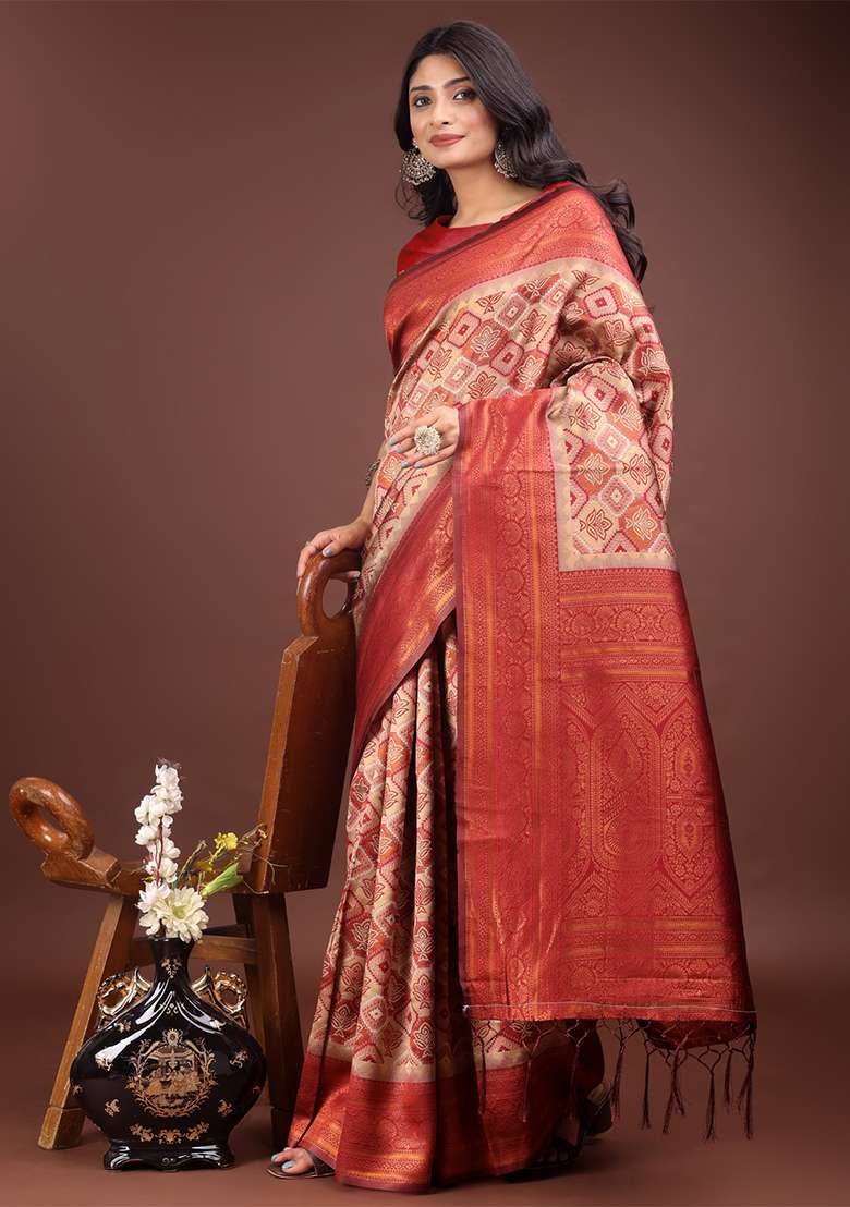 Cream Woven Zari Work Cotton Saree Set - Indya
