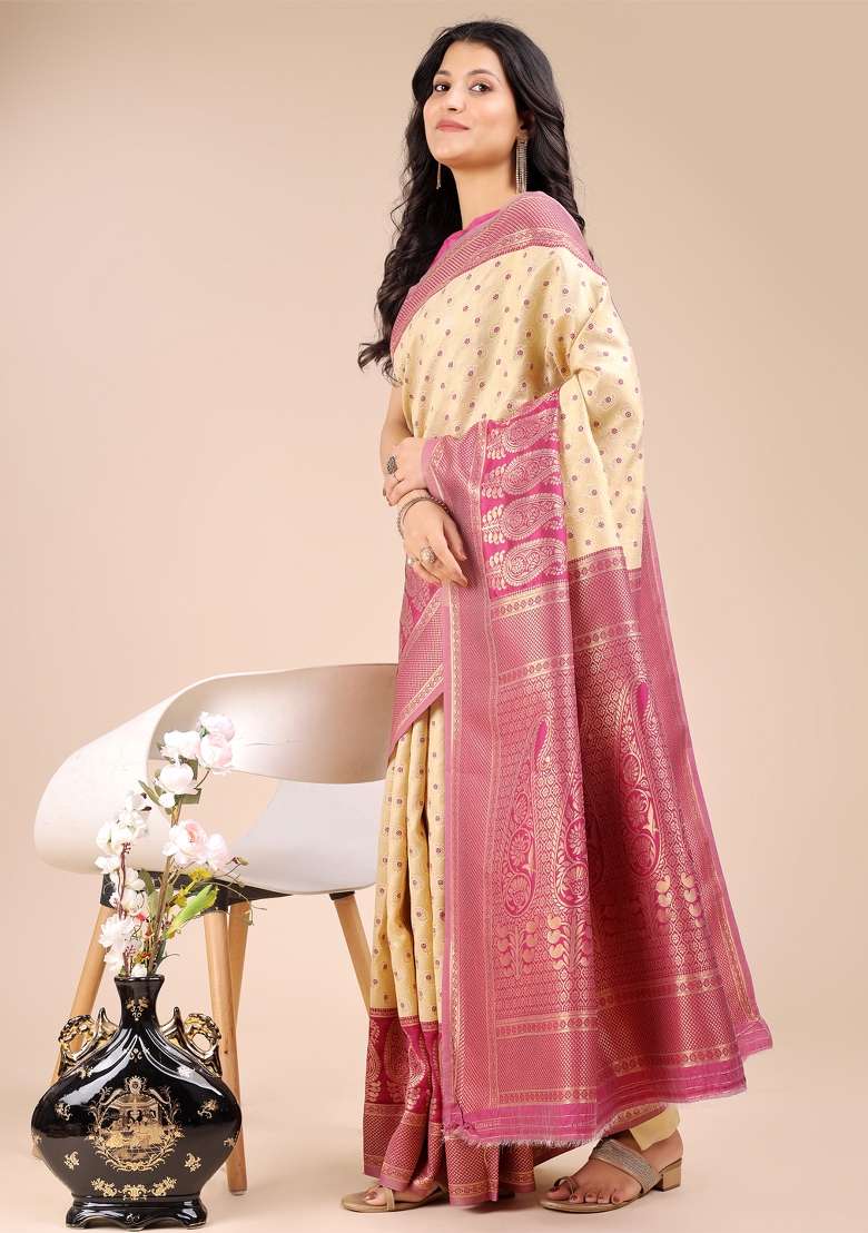 Cream And Magenta Woven Zari Work Banarasi Silk Saree Set - Indya