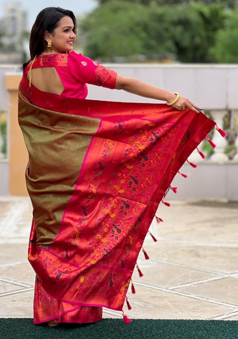 Mehendi Green Woven Silk Saree Set