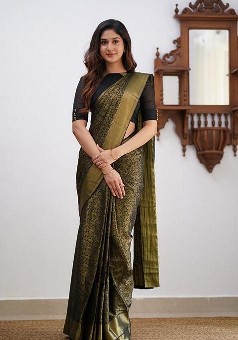 Black Machine Embroidered Lichi Silk Saree Set