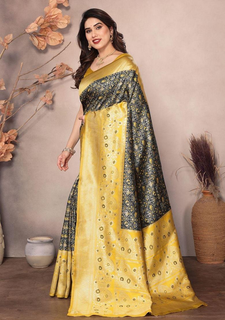 Black Machine Embroidered Lichi Silk Saree Set