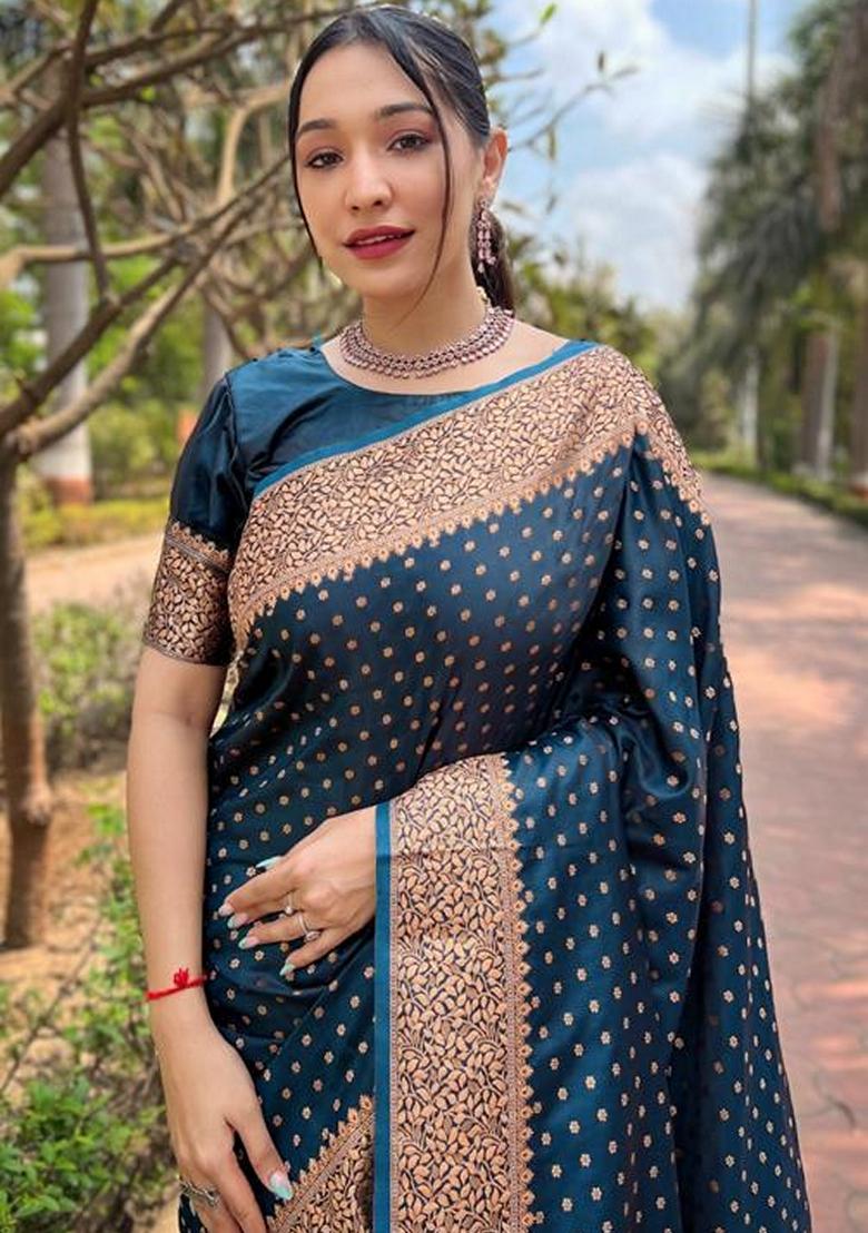 Blue Machine Embroidered Lichi Silk Saree Set