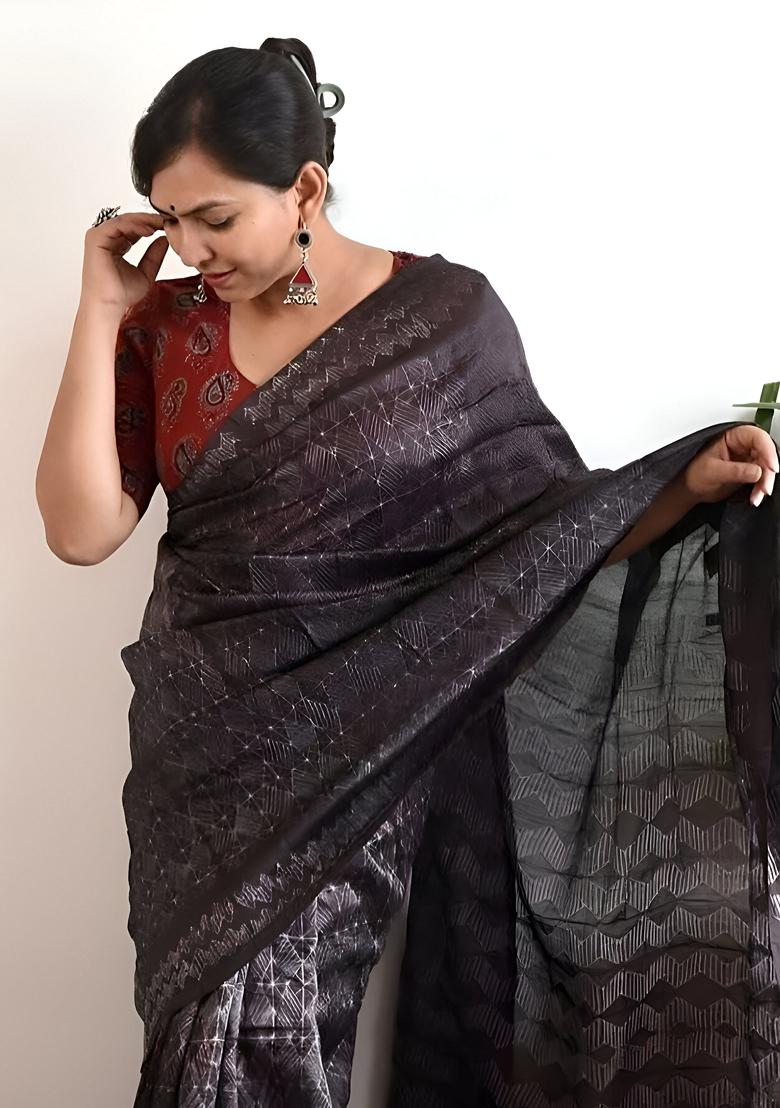 Grey Machine Embroidered Chanderi Cotton Saree Set