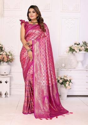 Pink Jacquard Weaving Banarasi Silk Saree Set