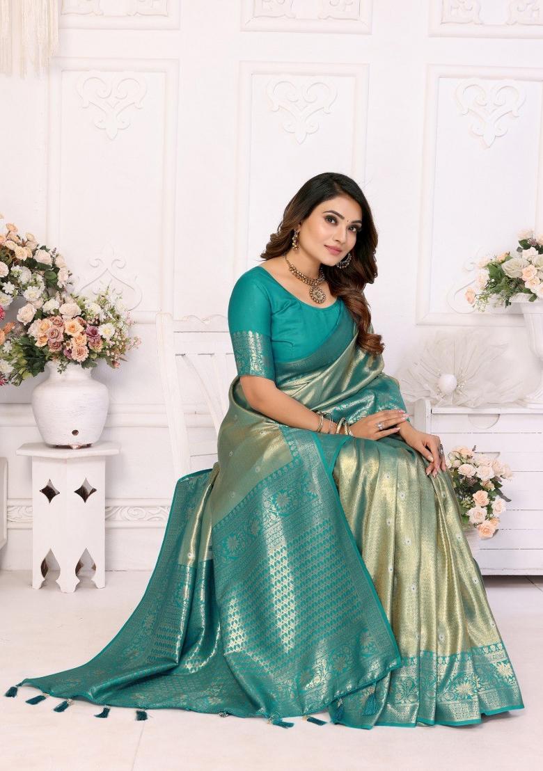 Sea Green Jacquard Weaving Banarasi Silk Saree Set