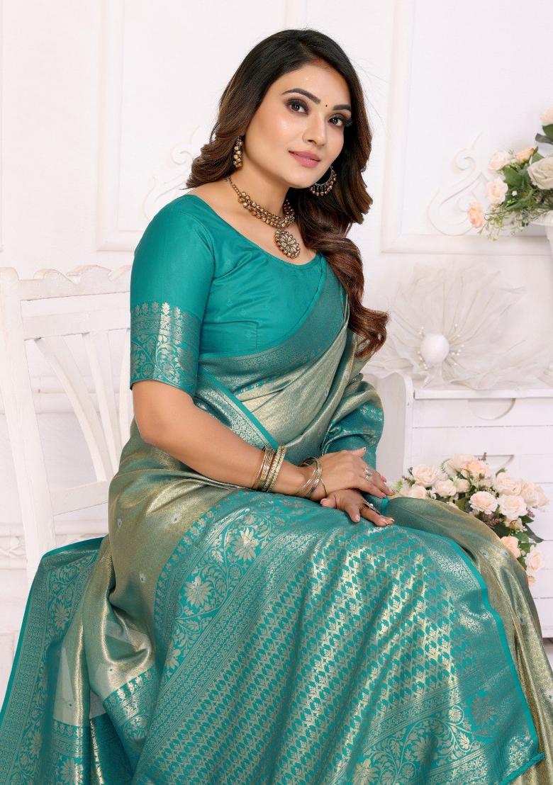 Sea Green Jacquard Weaving Banarasi Silk Saree Set