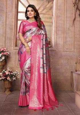 Multi Color Jacquard Weaving Banarasi Silk Saree Set
