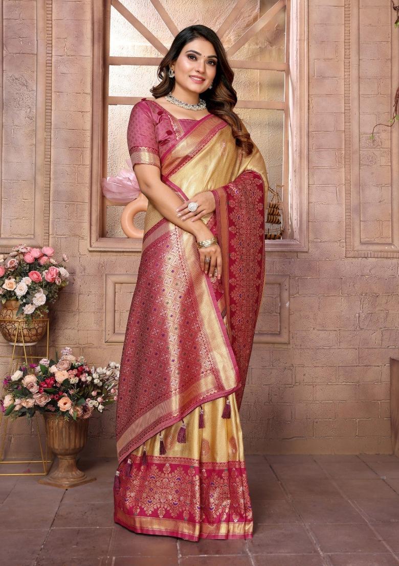 Cream Jacquard Weaving Banarasi Silk Saree Set