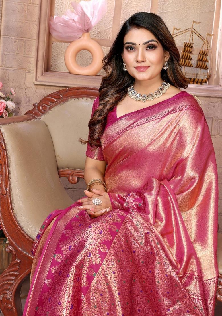 Pink Jacquard Weaving Banarasi Silk Saree Set