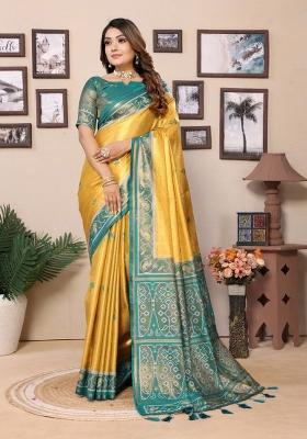 Yellow Jacquard Weaving Banarasi Silk Saree Set