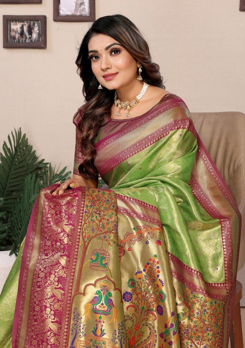 Light Green Jacquard Weaving Banarasi Silk Saree Set