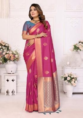 Pink Jacquard Weaving Lichi Soft Silk Saree Set