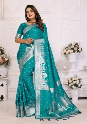 Rama Green Jacquard Weaving Lichi Soft Silk Saree Set