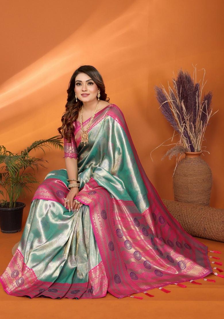 Blue Jacquard Weaving Banarasi Silk Saree Set