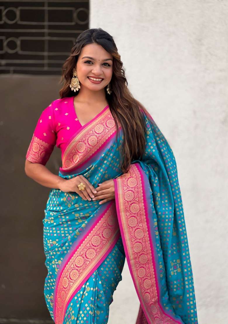 Pink Zari Woven Silk Blend Saree Set for Diwali | Wedding & Festive Wear - Indya