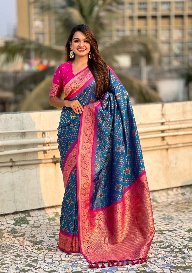 Pink Zari Woven Silk Blend Saree Set - Indya
