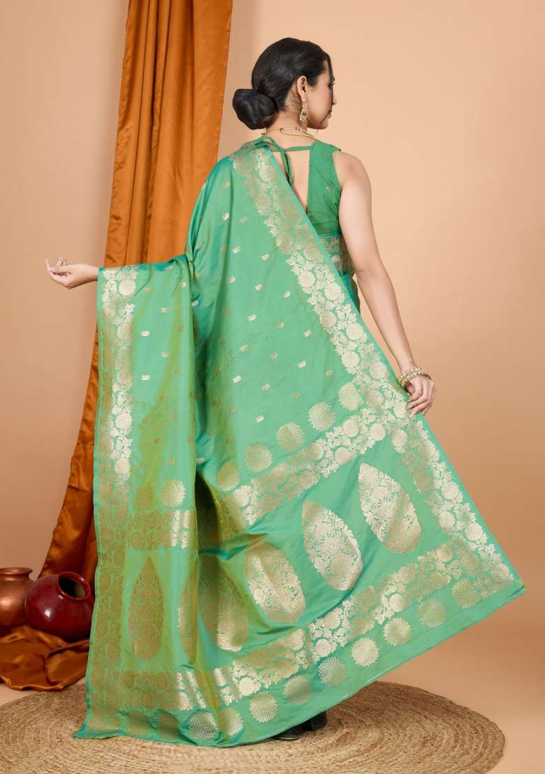 Green Zari Woven Silk Blend Saree Set for Diwali | Wedding & Festive Wear - Indya