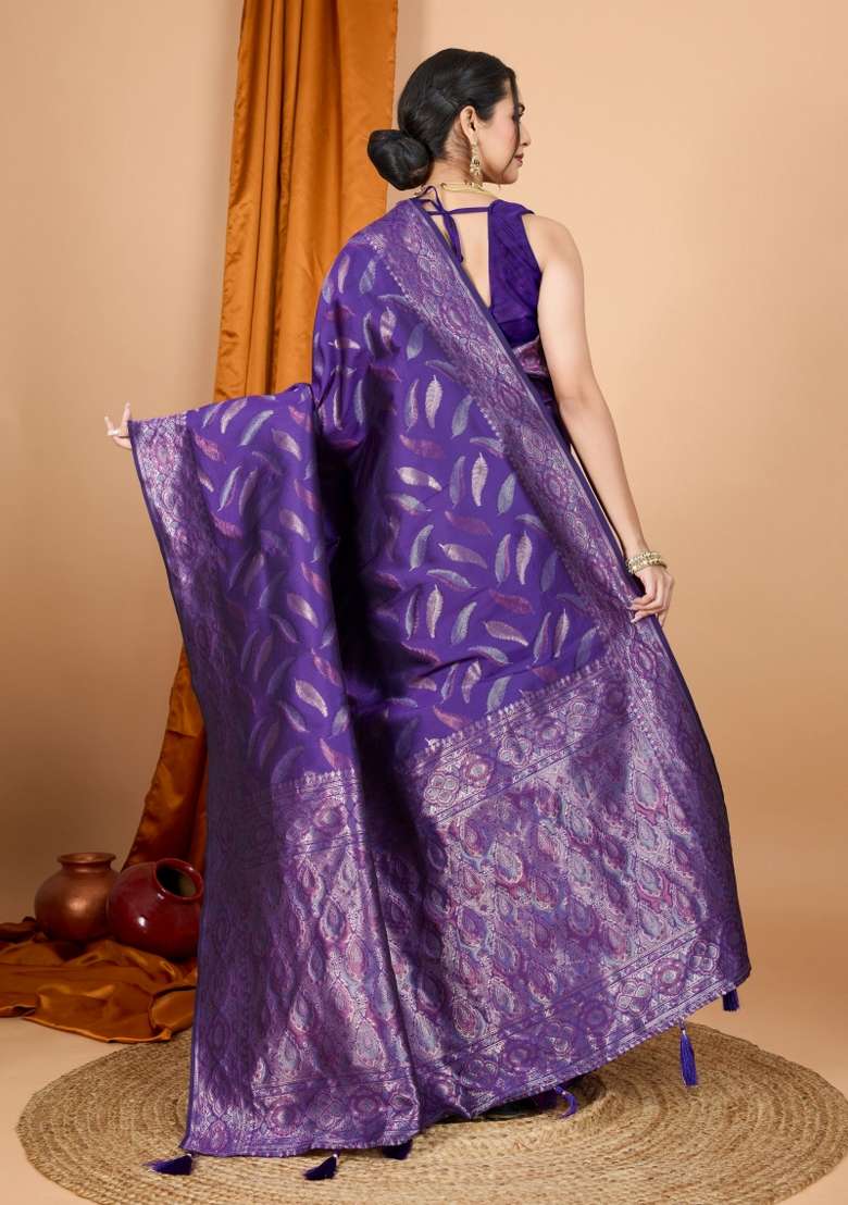 Lavender Zari Woven Silk Blend Saree Set for Diwali and Festive Wear - Indya
