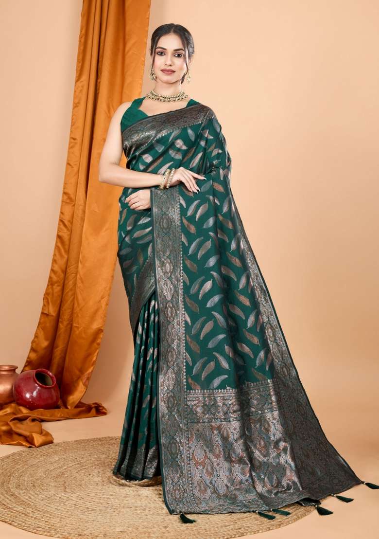 Green Zari Woven Silk Blend Saree Set for Diwali | Wedding & Festive Wear - Indya