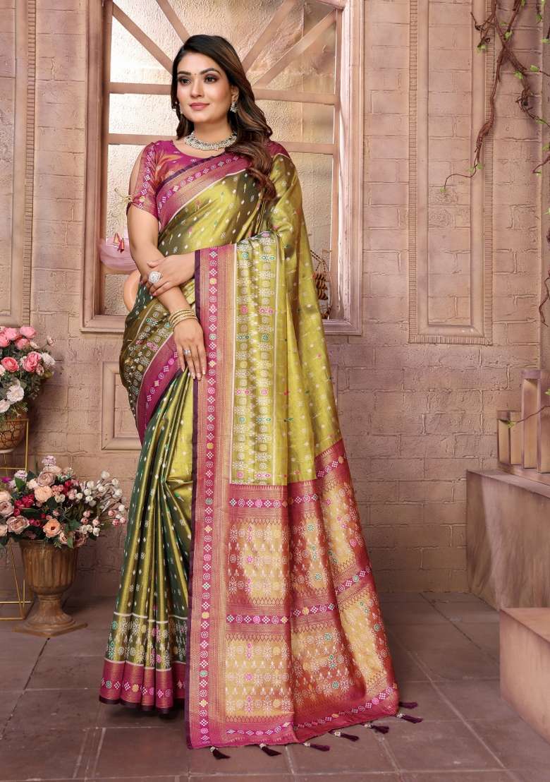 Pink Zari Woven Silk Blend Saree Set for Diwali | Wedding & Festive Wear - Indya