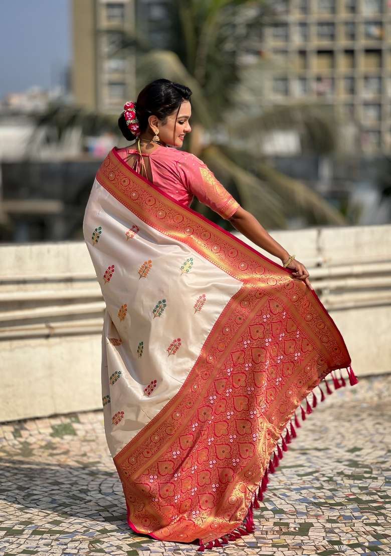 Pink Zari Woven Silk Blend Saree Set for Diwali and Festive Wear - Indya