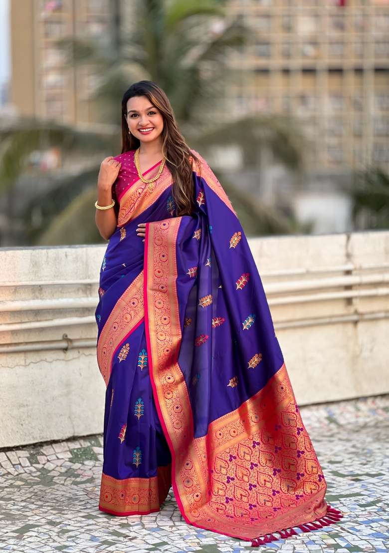 Pink Zari Woven Silk Blend Saree Set for Diwali | Wedding & Festive Wear - Indya