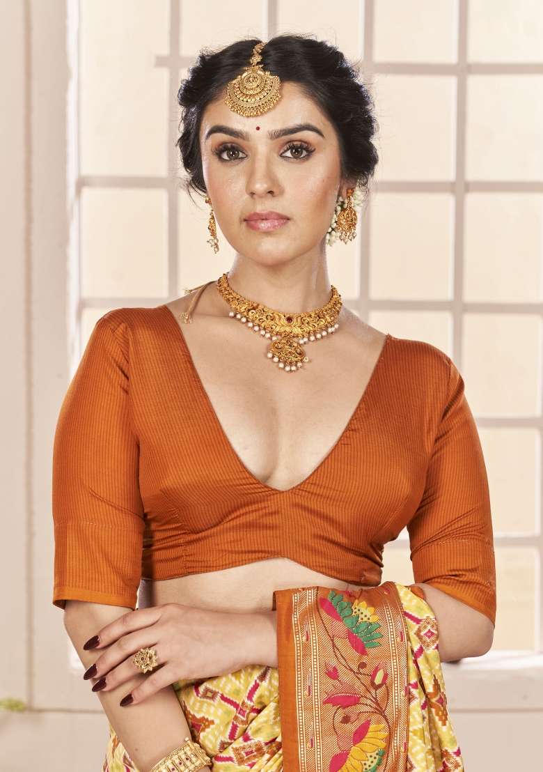 Orange Abstract Print Silk Blend Saree Set - Indya