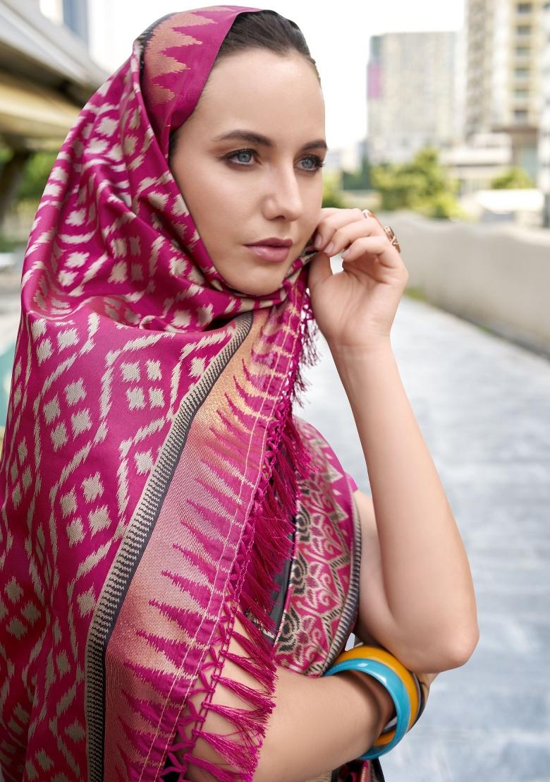 Pink Abstract Print Silk Blend Saree Set