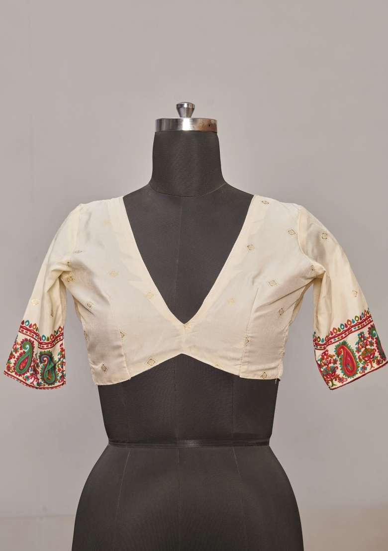Off White Abstract Print Silk Blend Saree Set - Indya