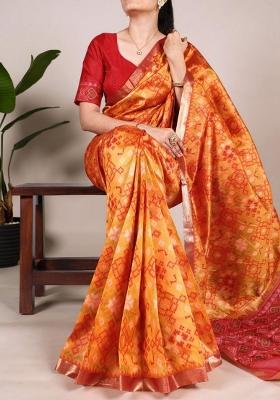 Red Bandhani Print Art Silk Saree Set