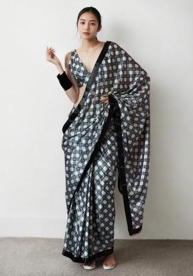 Black Abstract Print Art Silk Saree Set
