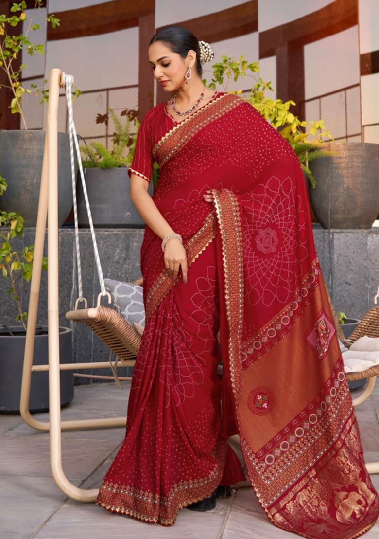 Maroon Abstract Print Cotton Blend Saree Set