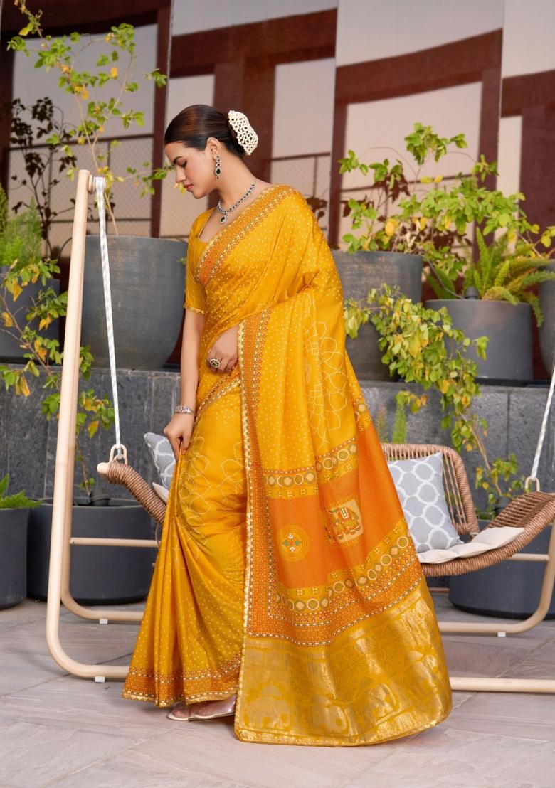 Yellow Abstract Print Cotton Blend Saree Set