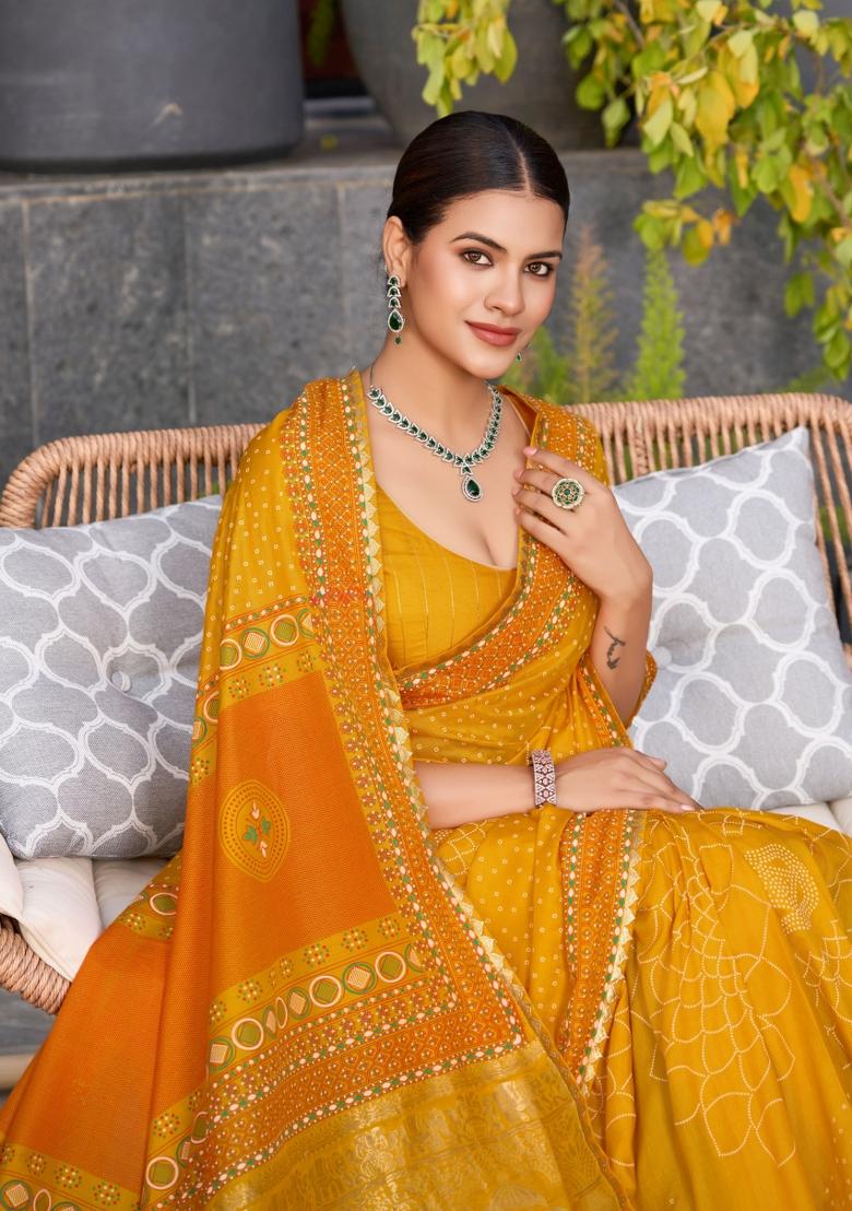 Yellow Abstract Print Cotton Blend Saree Set