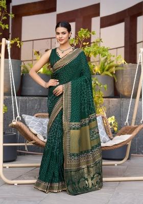 Green Abstract Print Cotton Blend Saree Set